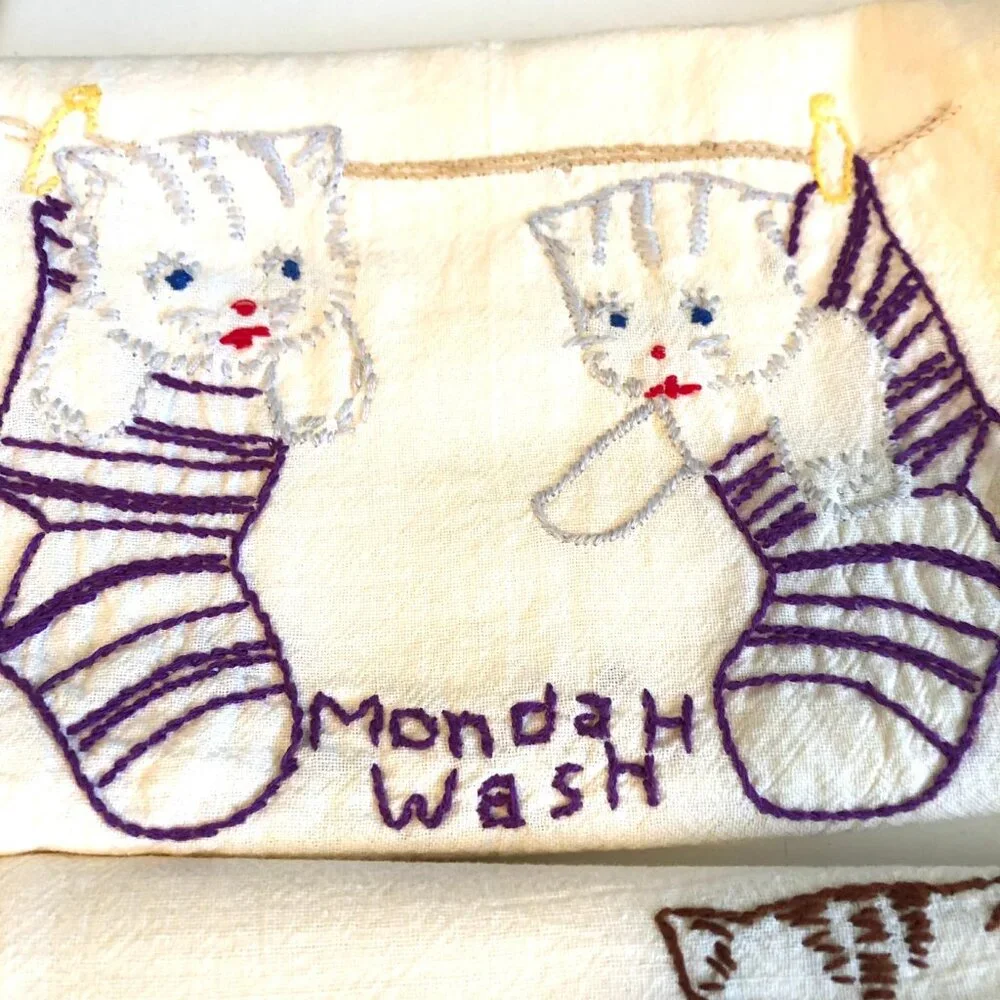 7 Vint 1970 Hand Embroidered Dish Tea Towels Kitten Cats Chores 7 Days Of Week